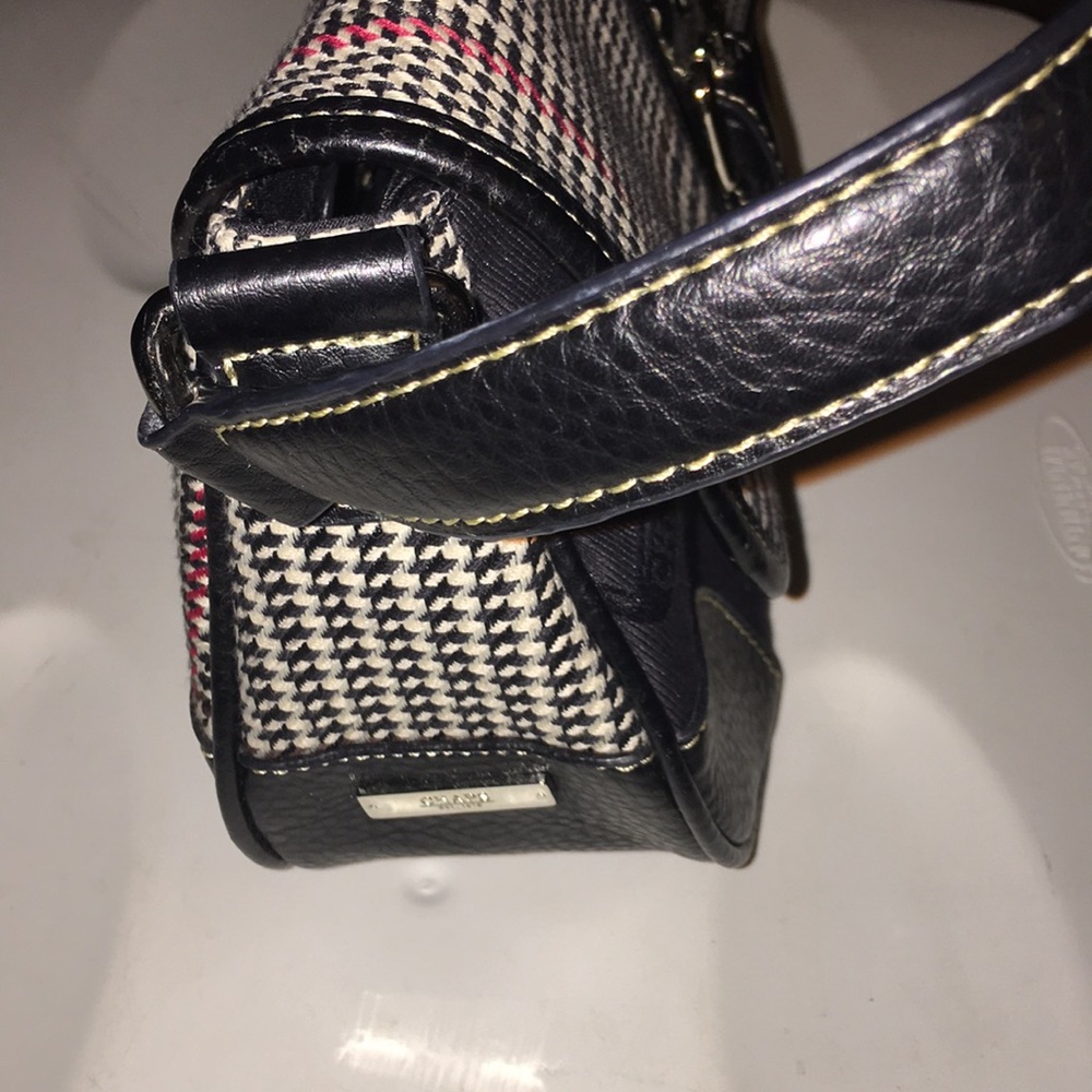 CHAPS SHOULDER HANDBAG/PURSE - Picture 2 of 7